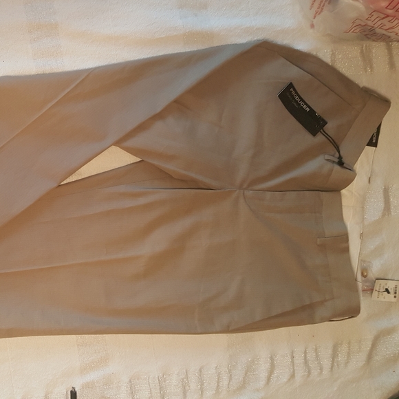 Express - Picture 2 of 4